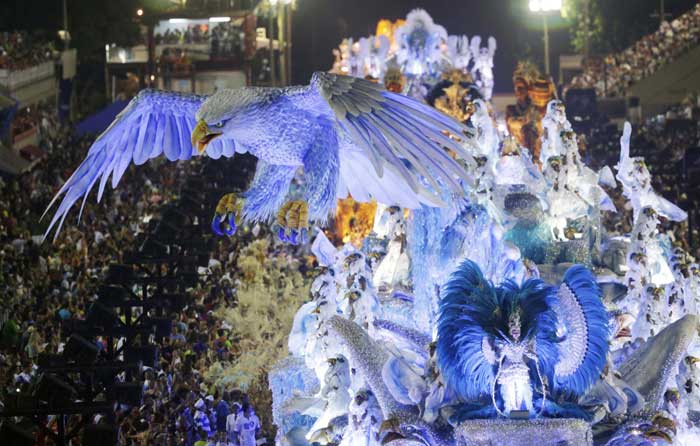 Brazil’s extravagant Carnival makes way for soccer world cup | Picture ...