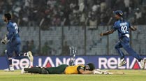 ICC World Twenty20: Sri Lanka choke South Africa at death