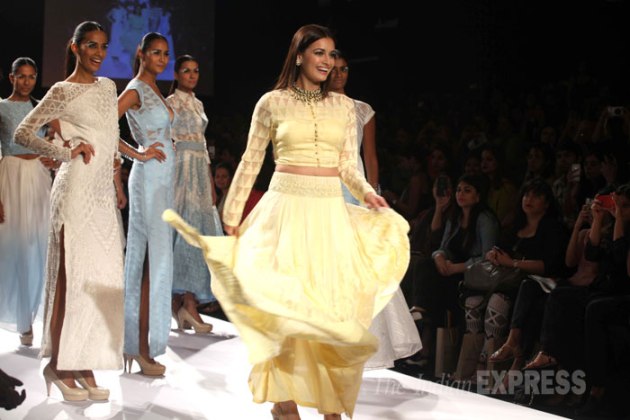 LFW 2014: Ramp divas Sushmita Sen, Dia Mirza, Amrita Rao ...