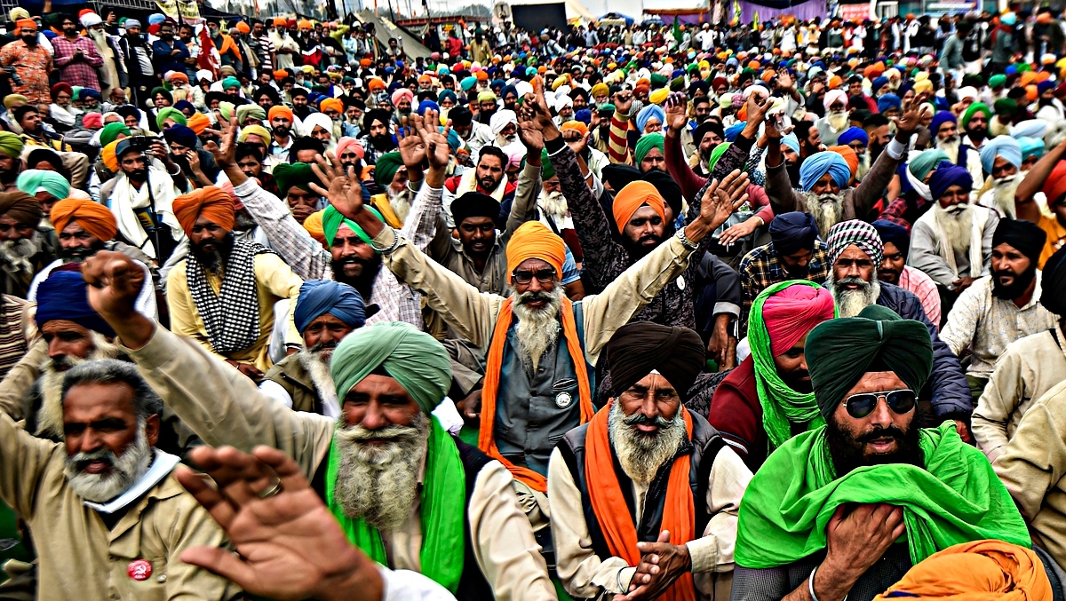 Farmers surrounded MP Hansraj Hans