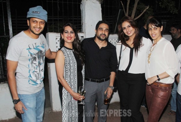 Kareena Kapoor, Sonakshi Sinha’s busy Saturday | Entertainment Gallery ...