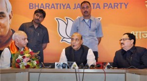 Elections 2014: Journalist MJ Akbar joins BJP; Nagma, Anita Pratap join campaign bandwagon