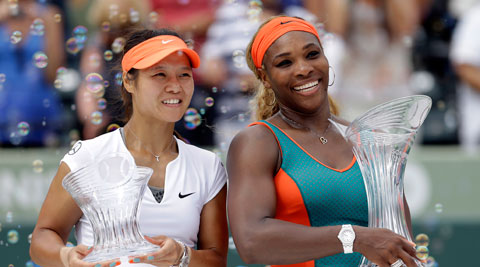 Serena Williams and Li Na after the final (AP)