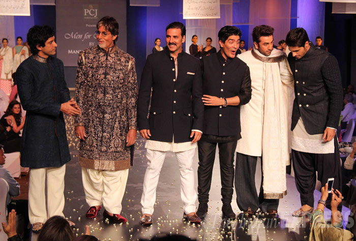 B-town’s Men Ranbir, Big B, Akshay, Sidharth, Farhan Walk The Ramp For ...