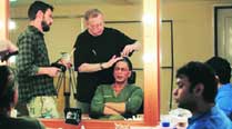 Greg Cannom giving SRK a new look, as director Maneesh Sharma looks on