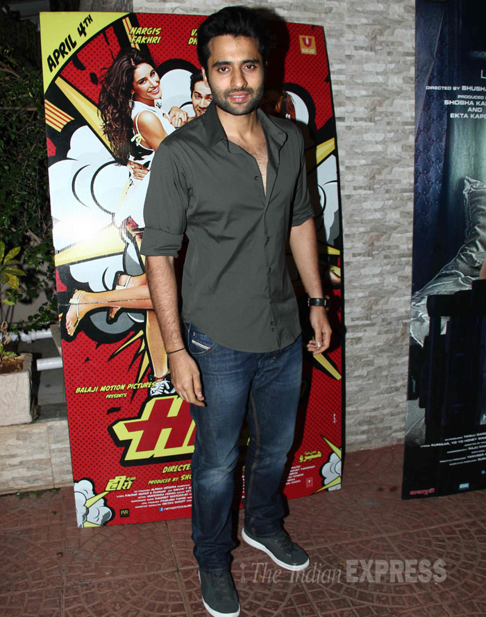 Metro Shoes 'Shoes for a new race' with Kalki Koelchin, Rannvijay & Varun  Dhawan | BollySpice.com – The latest movies, interviews in Bollywood