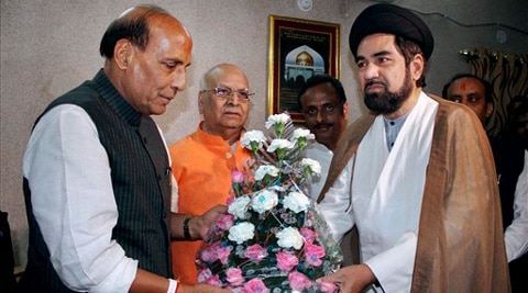 “Baat jab Vajpayee ya Rajnath ki ho, to ye theek lagtey hain. Modi se Mussalmano ko dar lagta hai, Rajnath se nahi. "