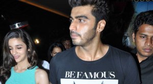 Arjun Kapoor, Alia Bhatt visit movie hall, meet fans