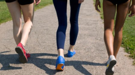 The students heard two sets of three words and had four minutes per set to come up with as many responses as possible.