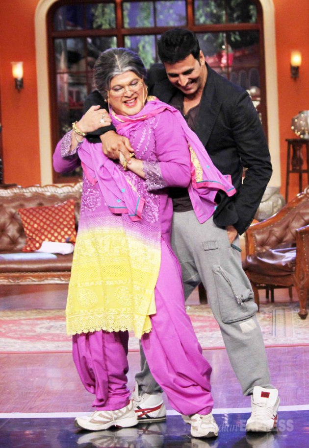 Akshay has some fun on Comedy Nights With Kapil | Entertainment Gallery ...