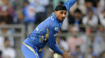 IPL 7: Economy class for Harbhajan Singh