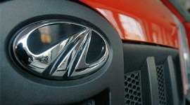 Mahindra, Mahindra group, Mahindra three-wheeler sales, Mahindra demonetisation, business news, companies news, latest news, indian express