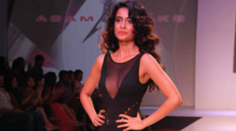 Sarah Jane Dias to work with Shah Rukh Khan.