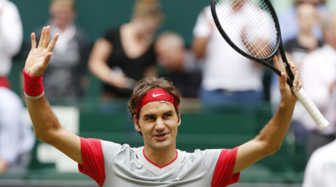 The Swiss maestro celebrates after winning the final against Alejandro Falla. (Source: AP)