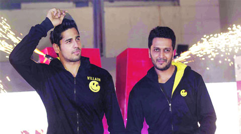 Sidharth Malhotra and Riteish Deshmukh (R) Shraddha Kapoor
