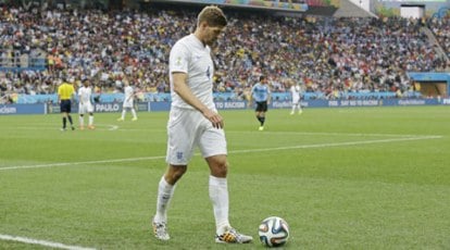 Steven Gerrard retires from international football