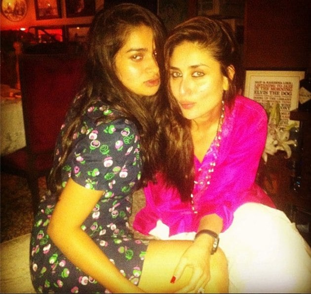 Inside Pics Of Kareena Kapoors Dinner For Karan Johar Amrita Arora Entertainment Gallery