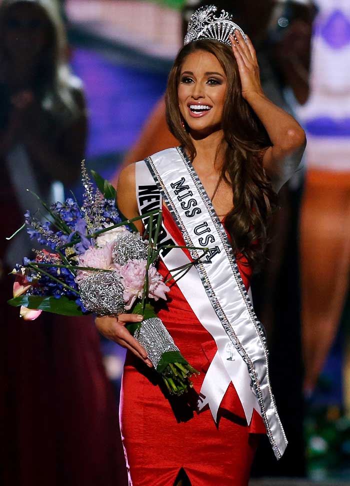 ladies sash that says miss universe for sale ladies sash that says miss universe for sale