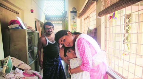 Shiboprosad Mukherjee, Gargi Roychoudhury and the child Akashneel