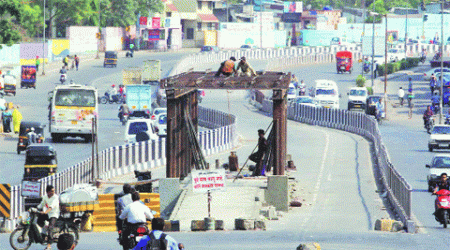 NCP city unit chief and party leaders of PMC reviewed the BRTS project. Express  
