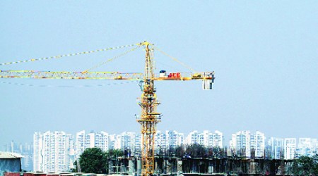 The govt wants to know if it can start issuing CLUs and licences. (Archive)