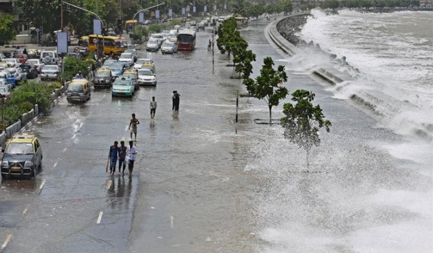 Dark heavy clouds hover over Mumbai ahead of monsoon | Picture Gallery ...