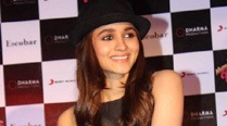Express LOL: The 7 Kinds of Alia Bhatt Fans