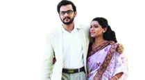 Adinath Kothare and Urmila Kanetkar Kothare in a Anvatt