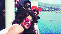 Priyanka Chopra and Farhan Akhtar seem to be have fun on board the cruise liner
