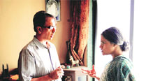 Ananth Mahadevan briefing a scene to Konkona Sen Sharma