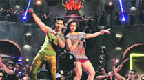 Varun Dhawan and Alia Bhatt groove to Saturday Saturday