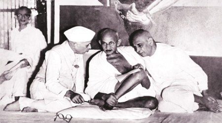Sardar Patel, Mahatma Gandhi and Jawaharlal Nehru.