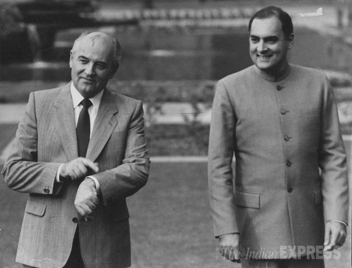 Rajiv Gandhi’s 71st Birth Anniversary Today: Unseen, Rare Pictures From ...