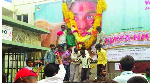 Akshay Kumar’s fans performing a puja outside a theatre in Solapur