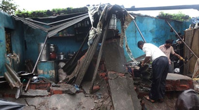 Today in pics: Wall collapse kills two in Mumbai | Picture Gallery ...