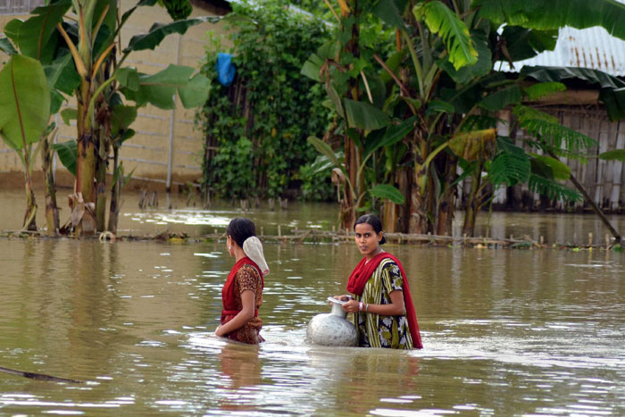 Centre gives Rs 286 cr to flood-hit Assam, Gogoi wants more | India ...