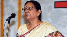 anandiM anandiben patel, narendra modi, bjp, anandiben patel narendra modi meeting, anandiben patel narendra modi, pm narendra modi, gujarat cm anandiben patel, Ahmedabad-Gandhinagar Metro Rail, Dholera Special Investment Region, ahmedabad news, india news