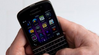 BlackBerry, Idea launch SIM-based licensing solution