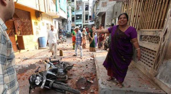 The old city area in Vadodara witnessed communal clashes on 25 Sept. 2014,  Thursday. (Source: Express Photo By Bhupendra Rana ) 