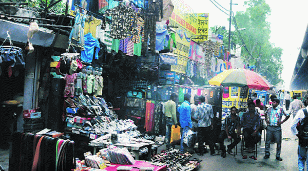 The land on which the market stands today belonged to the Railways and had railway quarters. (Source: Gurmeet Singh)