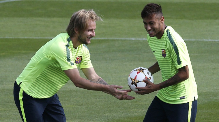 Ivan Rakitic ‘would open door’ for Neymar to return to Barcelona