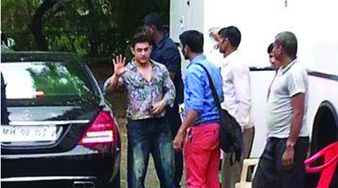 Aamir Khan waves out to his fans