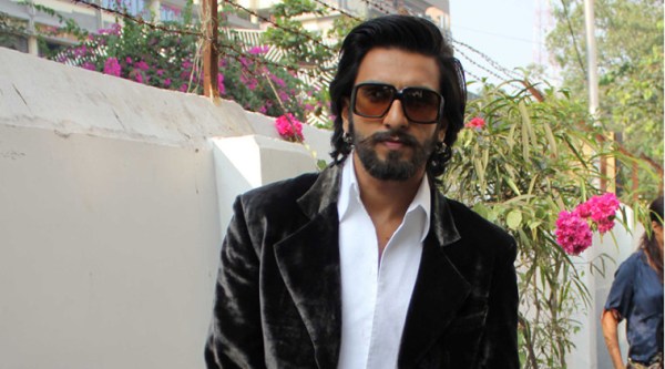 how bollywood reacted to iphone 6 iphone 6 plus and apple watch