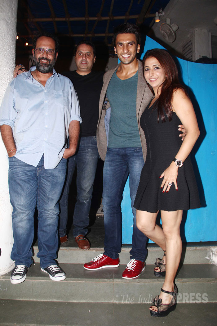 Star spotting: Kareena Kapoor goes blue, Ranveer Singh's 