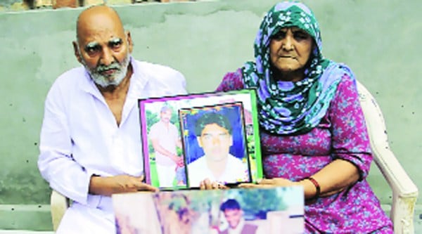 Rajkumar and his wife Satwanti. (Source: Express Photo)