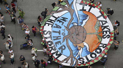 Thousands take part in march ahead of UN climate meet | Picture Gallery ...