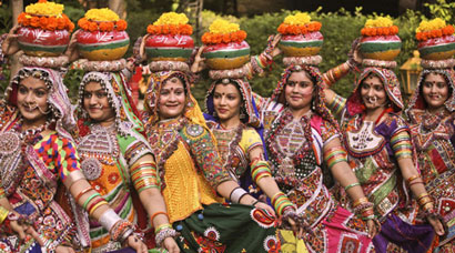 Garba takes over Gujarat as Navratri begins | Picture Gallery Others  News,The Indian Express