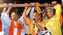 Election Commission orders hate speech FIR against Yogi Adityanath ...
