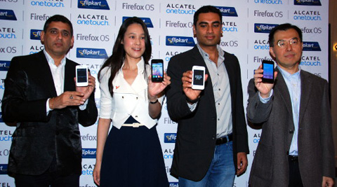 The Fire C2G features a 3.5-inch screen, 1 Ghz processor, 1.3MP camera and comes with FM radio.