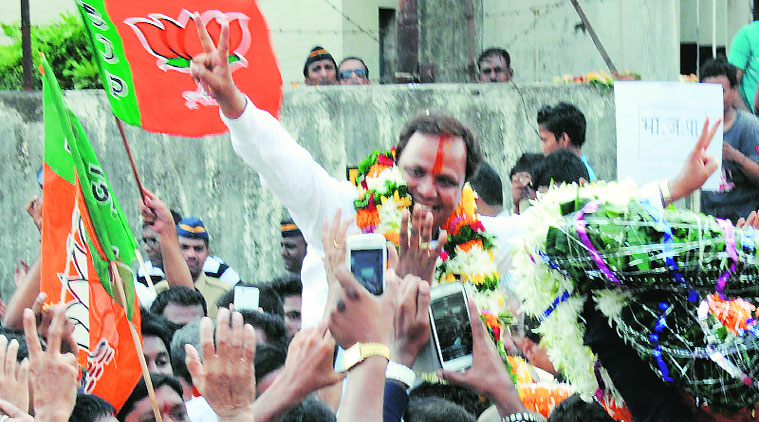 Ashish Shelar celebrates his win from Bandra (West). (source: Express photo )
